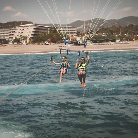 Hotel Raymar & Aqua Ultra 5*