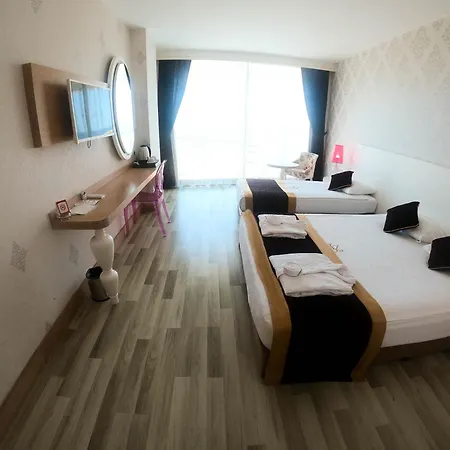 Raymar & Aqua Ultra Hotel