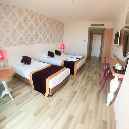 Hotel Raymar & Aqua Ultra 5*